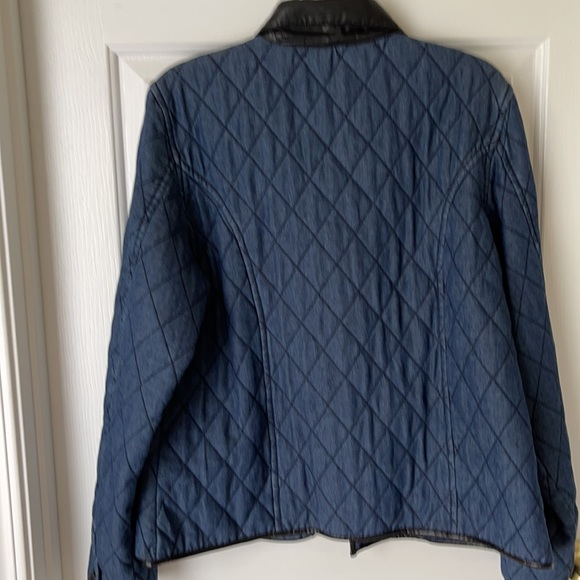 Jacket - Picture 2 of 4